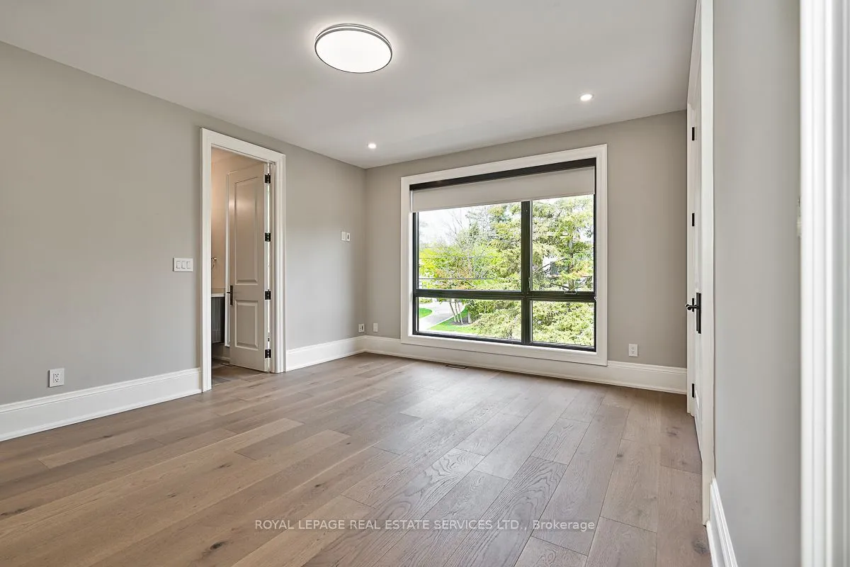 204 Maple Grove Drive, ON L6J 4V3