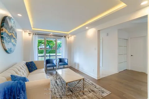 550 Meadows Boulevard, ON L4Z 1G6