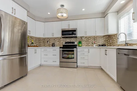 4622 Keystone Crescent, ON L7M 0L9