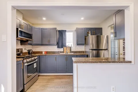 18 Hernon Court, ON L6S 2B9