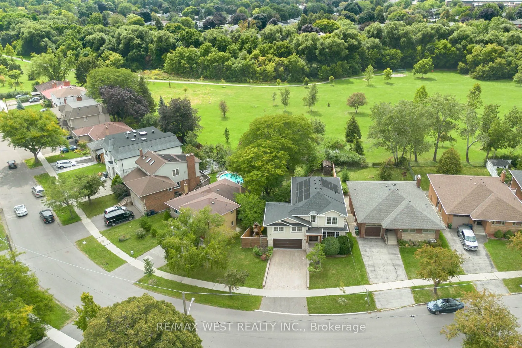 130 Saturn Road, ON M9C 2S6