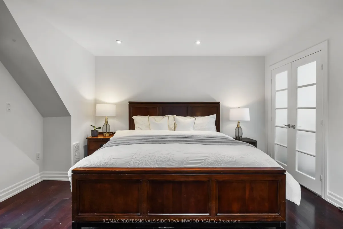 224 Gilmour Avenue, ON M6P 3B4