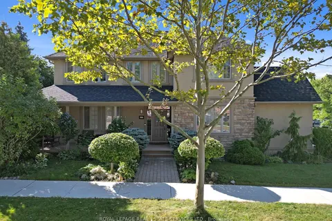 37 Maydolph Road, ON M9B 1V9