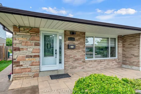 3053 Coral Drive, ON L4T 1Z2