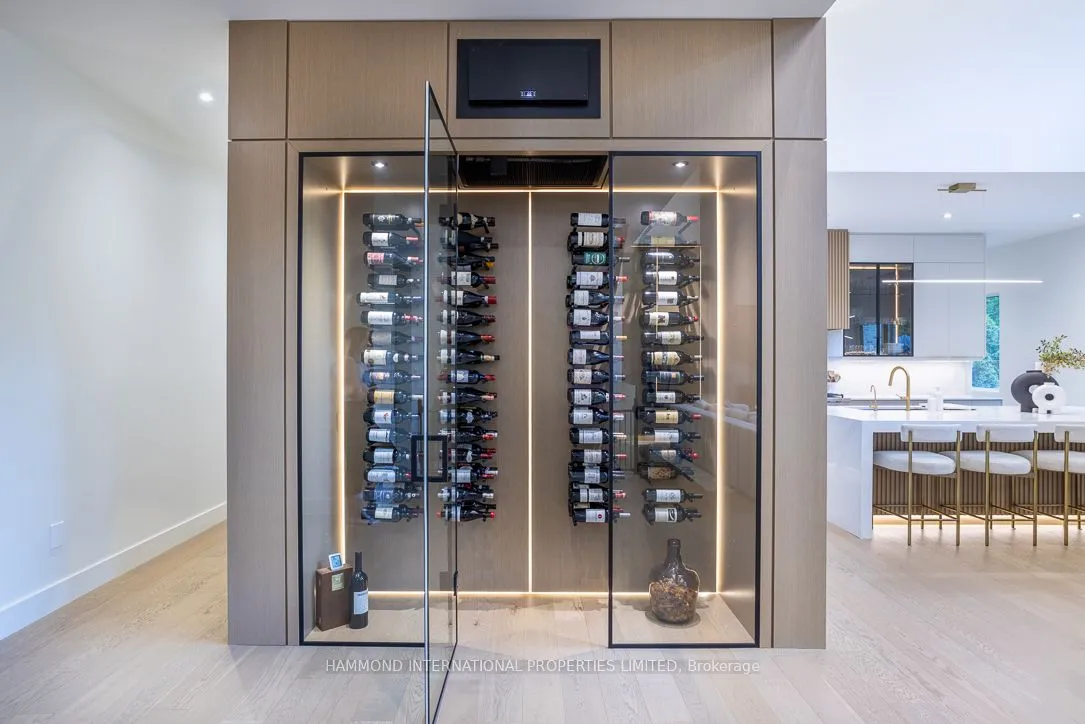 14 Penhale Drive, ON M9P 2X4