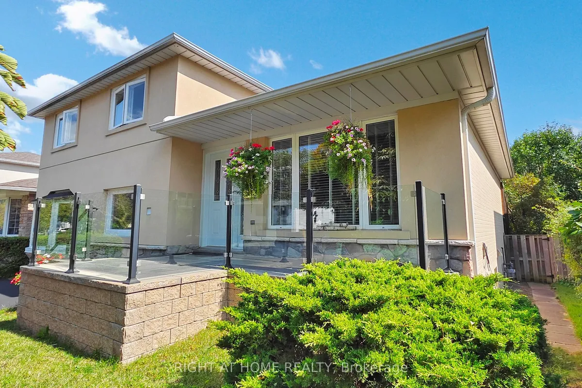 1592 Otterby Road, ON L4X 1W7