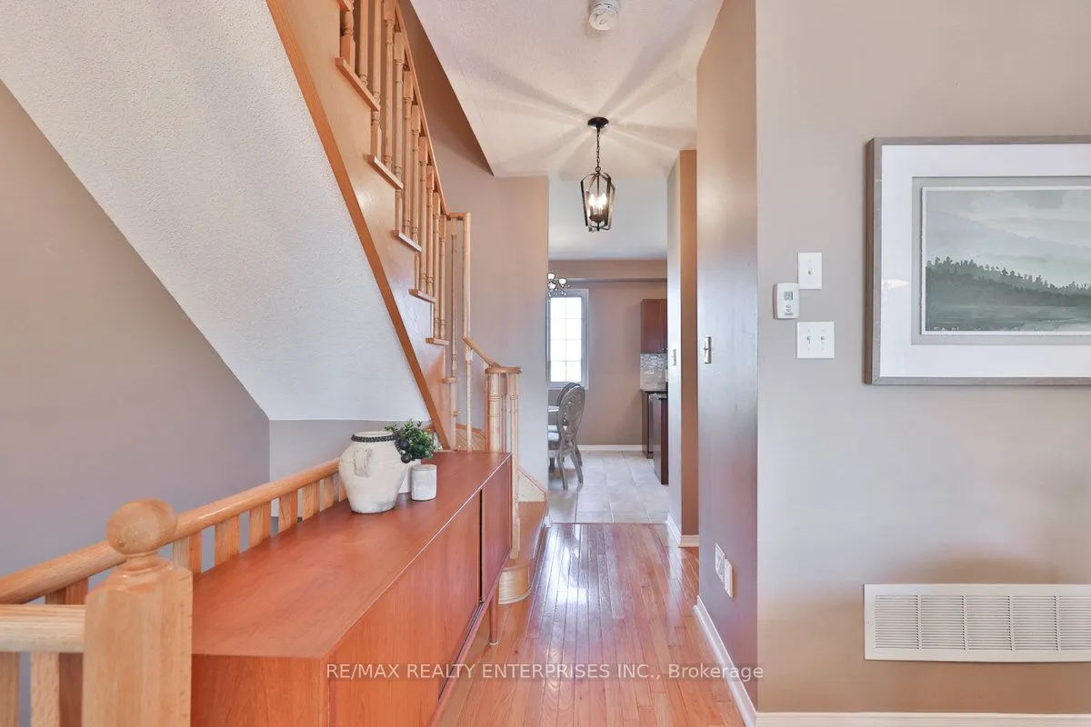 2171 Fiddlers Way, ON L6M 0R9