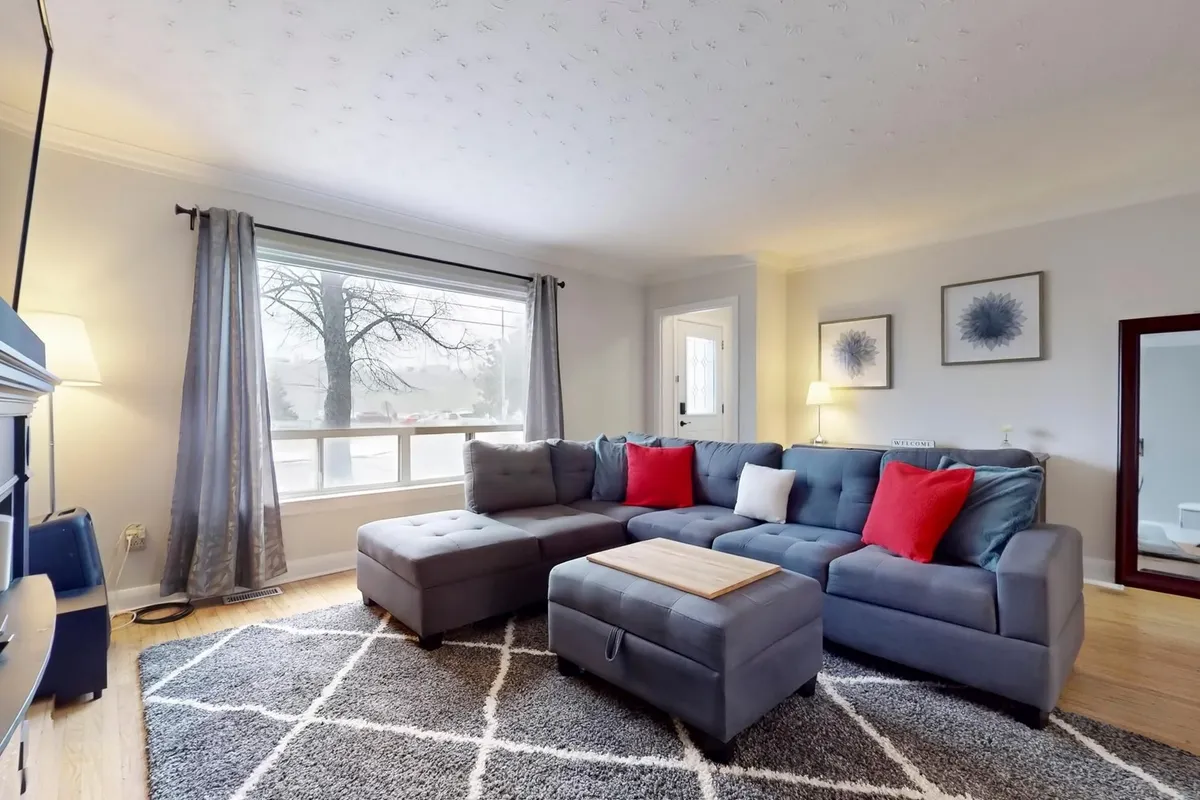 116 Judson Street, ON M8Z 1B1