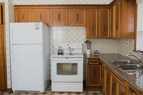 107 Caledonia Road, ON M6E 4S8