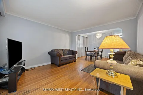 47 Brawley Avenue, ON M8Z 4Z5