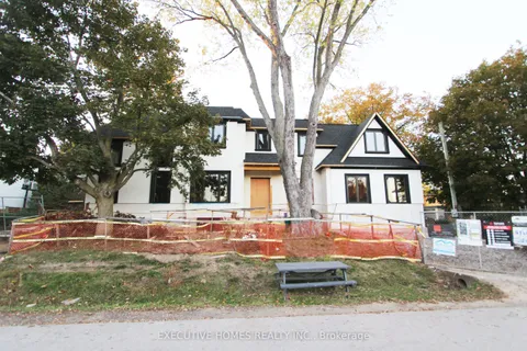 576 Wingrove Crescent, ON L6L 4R6