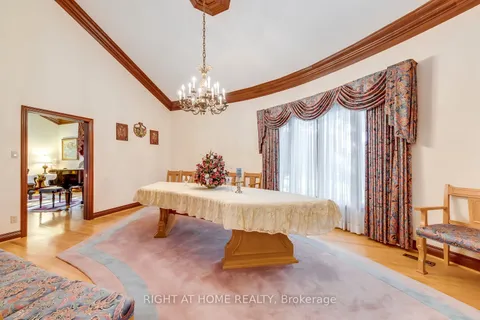 1 Farmer's Lane, ON L7E 3K1