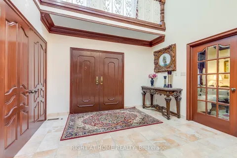 1 Farmer's Lane, ON L7E 3K1