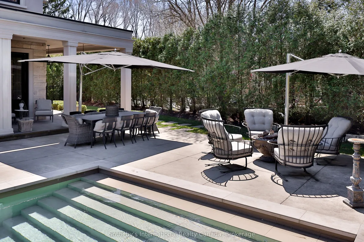 1497 Lakeshore Road, ON L6L 1G5