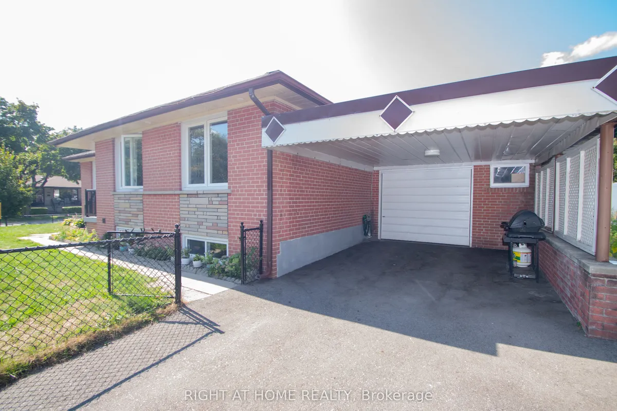 65 Bridgenorth Crescent, ON M9V 2M5