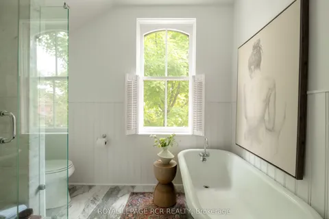 12 Bythia Street, ON L9W 2S1