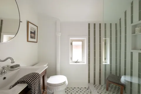 12 Bythia Street, ON L9W 2S1