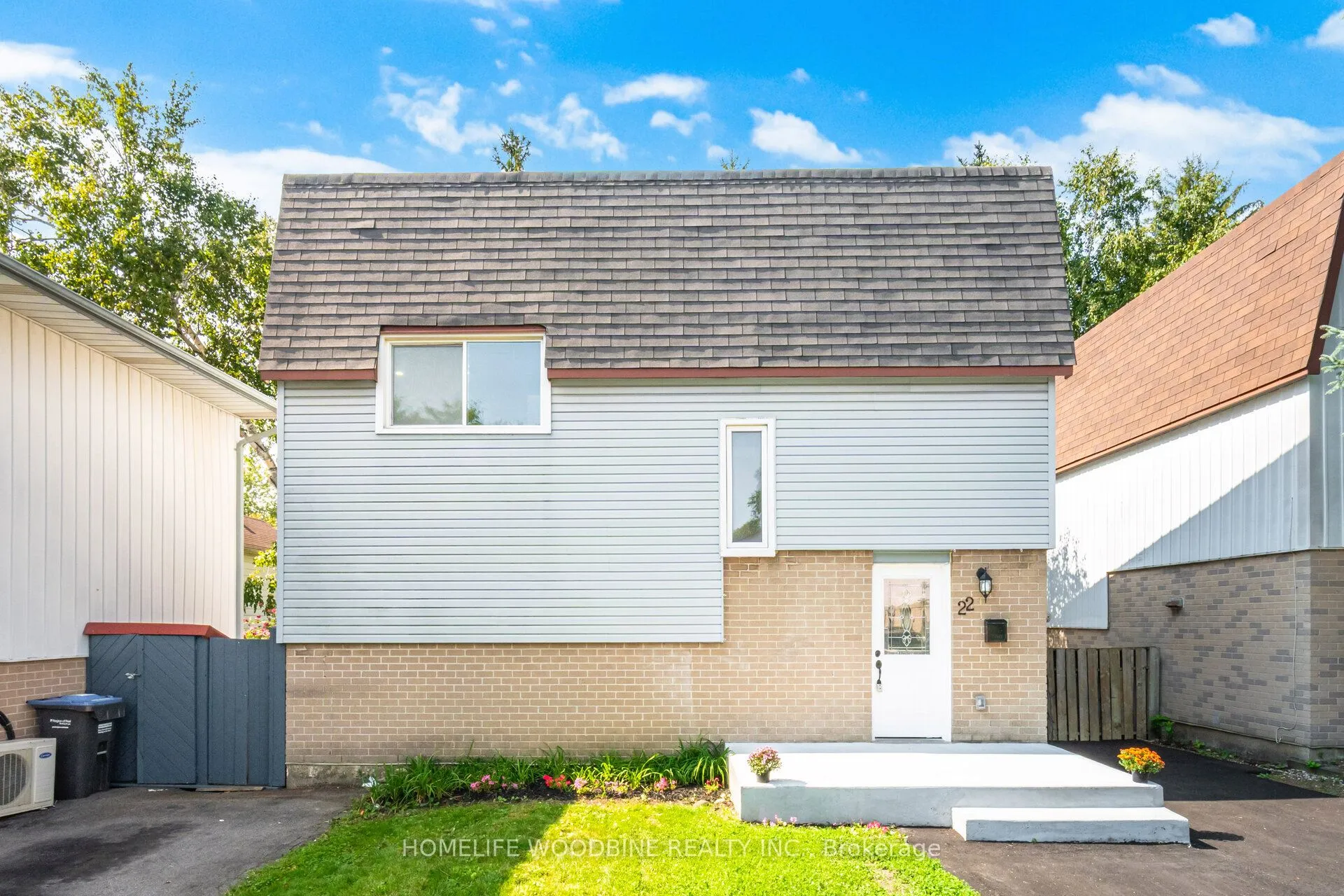 22 Highview Trail, ON L6S 1P5