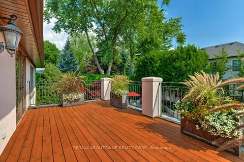 1237 Donlea Crescent, ON L6J 1V8