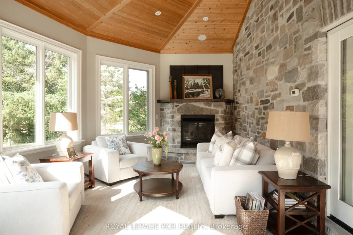 84 Kennedy Road, ON L7C 2A7