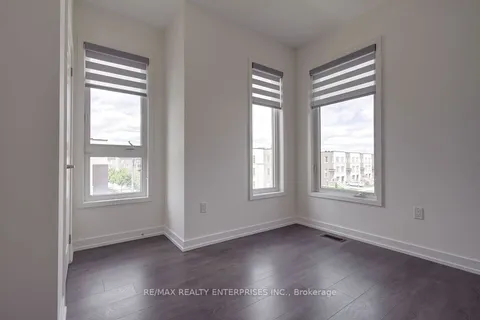 178 Wheat Boom Drive, ON L6H 0M1