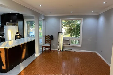 8 Golden Gate Drive, ON L6S 2K5