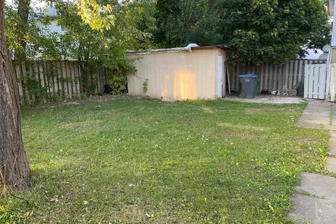 8 Golden Gate Drive, ON L6S 2K5