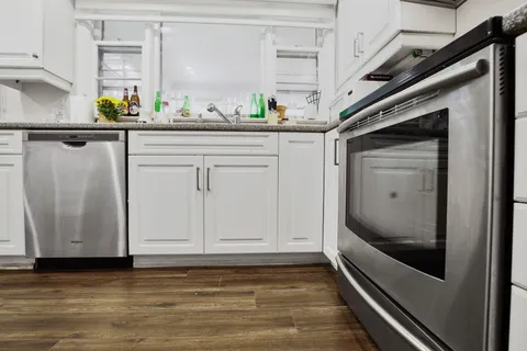 167 Blue Water Place, ON L7L 2J3