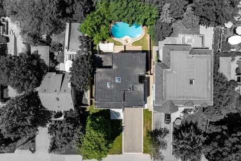 1405 Acton Crescent, ON L6J 2S6