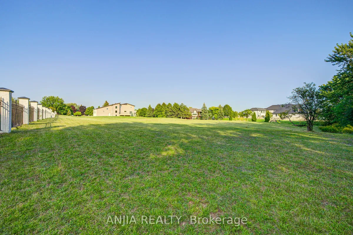 44 Bellini Avenue, ON L6P 0E2