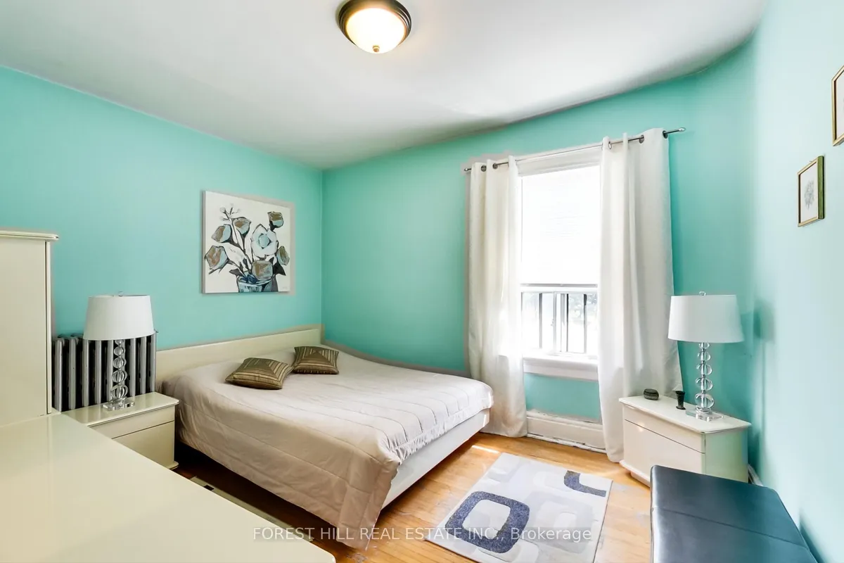 23 Lansdowne Avenue, ON M6K 2V7