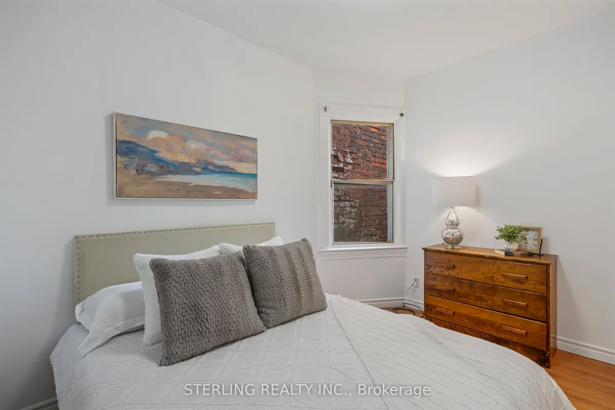 13 Auburn Avenue, ON M6H 2L6