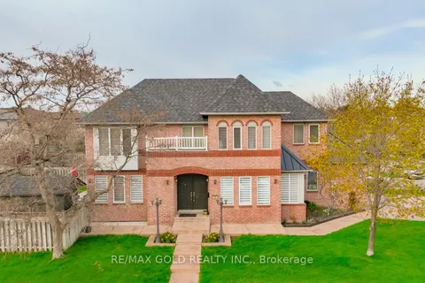 51 Pebblestone Circle, ON L6X 4N2