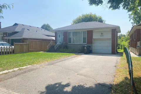 3989 Bloor Street, ON M9B 1M2