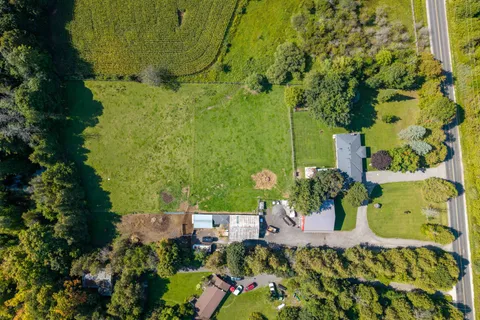 9480 32 Side Road, ON L7J 2L8