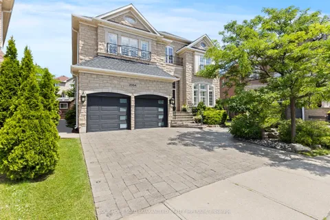 2354 Salcome Drive, ON L6H 7N3