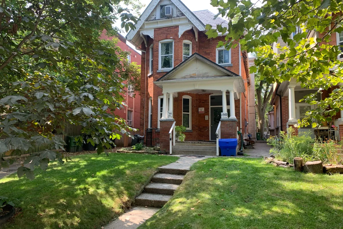 190 Dunn Avenue, ON M6K 2R9