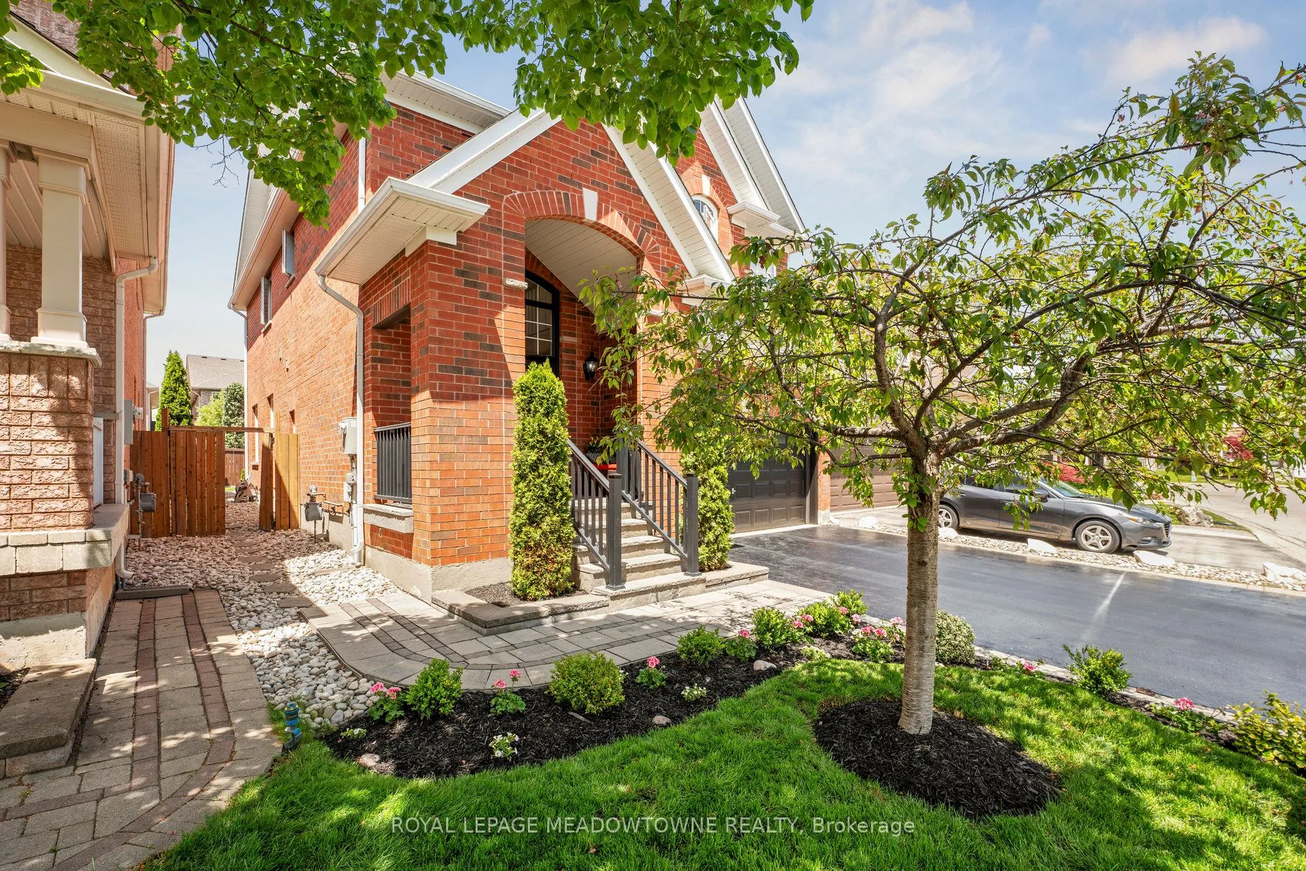 1186 Ezard Crescent, ON L9T 6N9