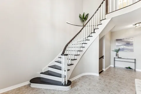 1186 Ezard Crescent, ON L9T 6N9