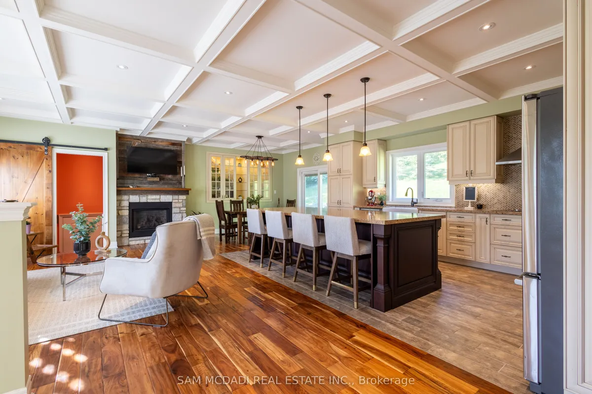 395 King Street, ON L7E 3K2