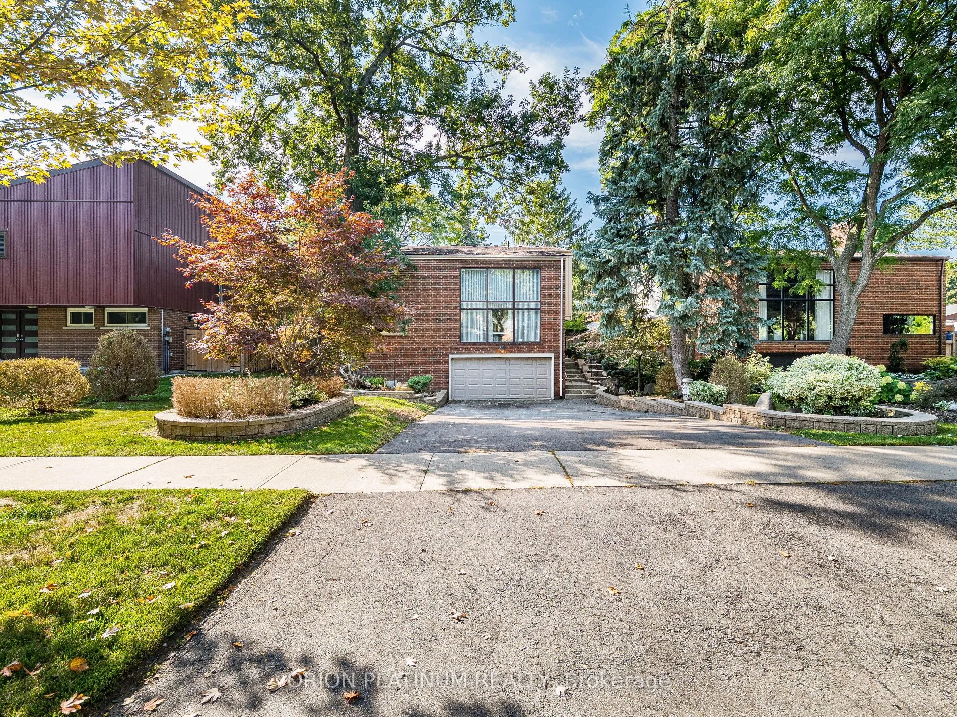 3636 Pitch Pine Crescent, ON L5L 1P8