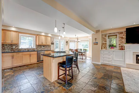 5 Coates Hill Court, ON L7E 0N5