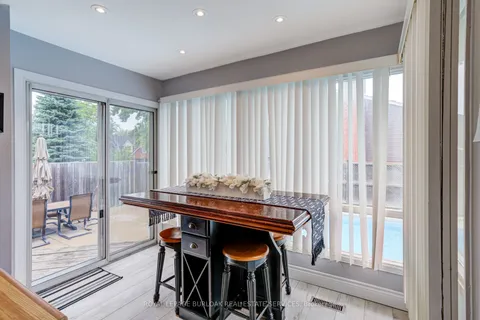 2055 Hunters Wood Drive, ON L7M 2T9