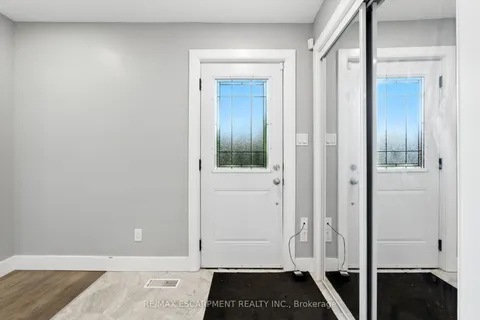 1233 Coric Avenue, ON L7R 3S4