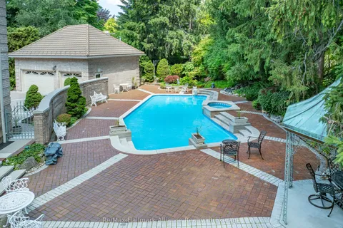 49 Cox Drive, ON L6J 4P8