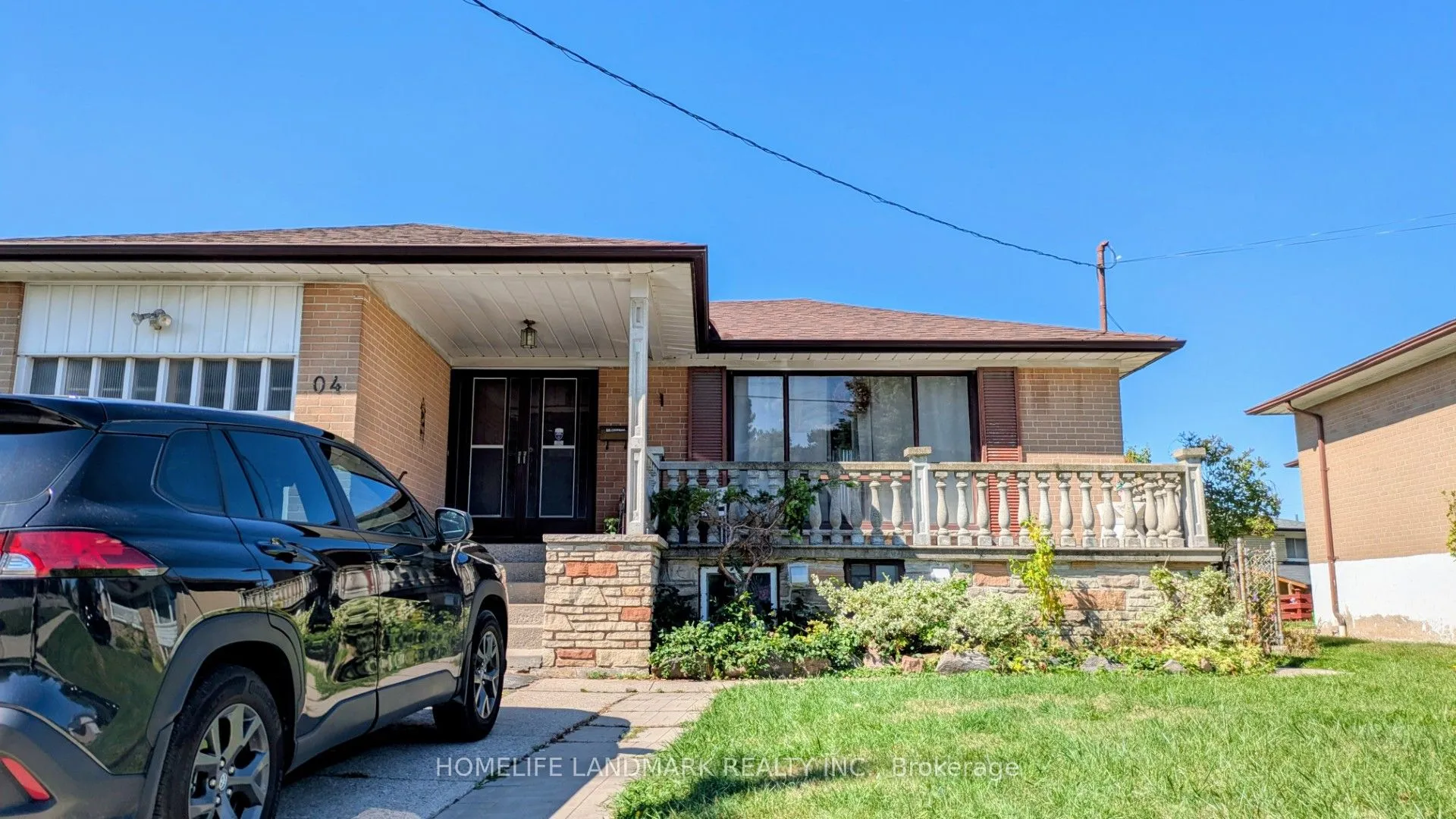 4 Derrydown Road, ON M3J 1R1