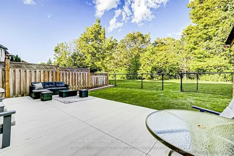 85 Summer Valley Drive, ON L6Z 4T8