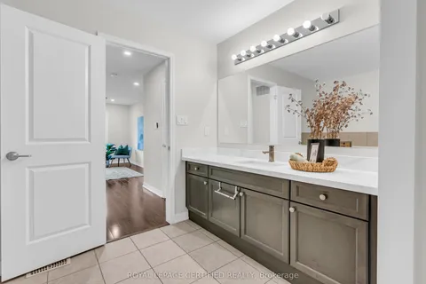 188 Beaveridge Avenue, ON L6H 0M7