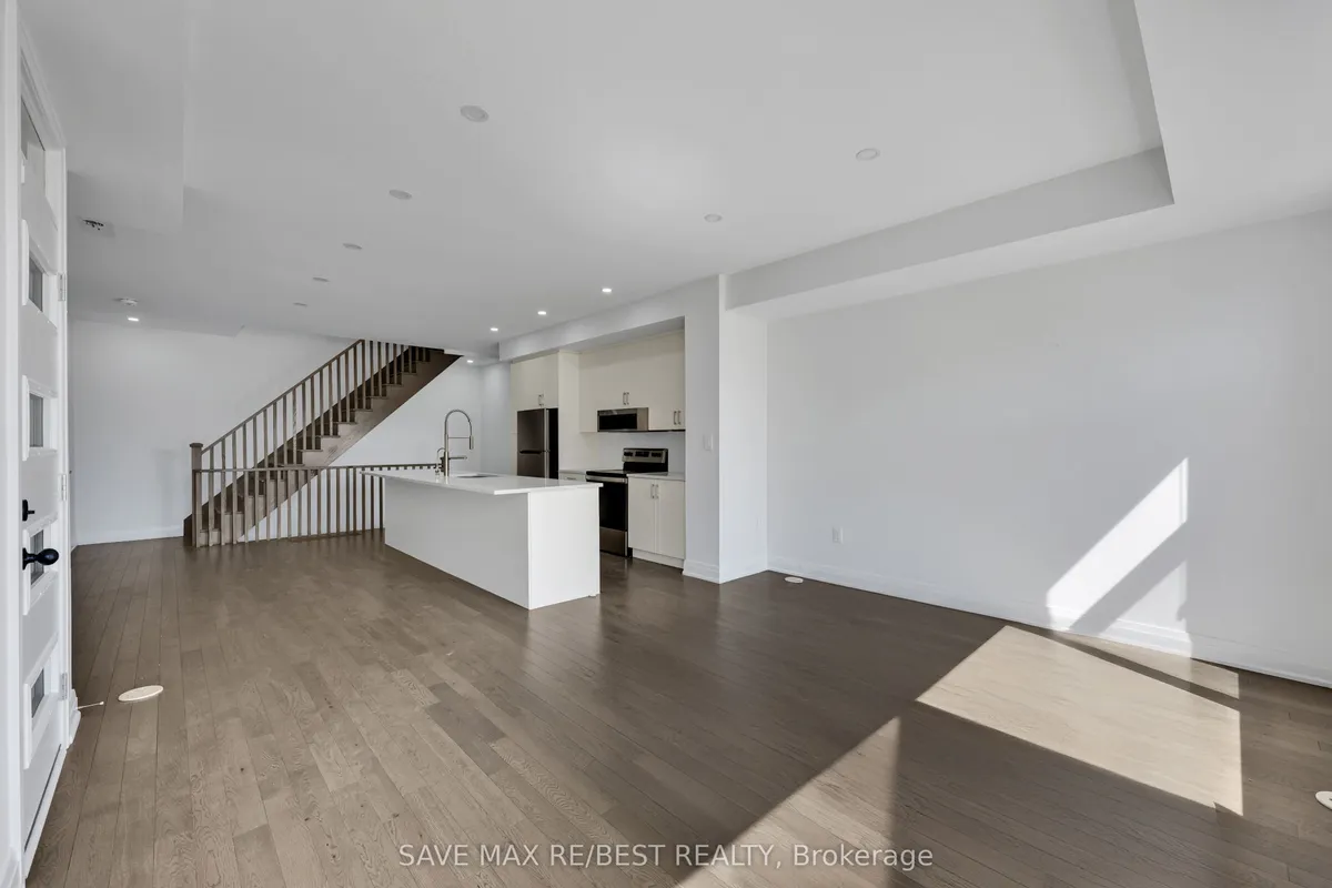 2536 Littlefield Crescent, ON L6M 4G3