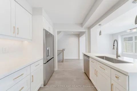 244 Ellen Davidson Drive, ON L6M 0V2